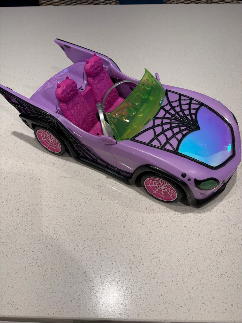 Monster High Ghoul Mobile!  Great condition.
